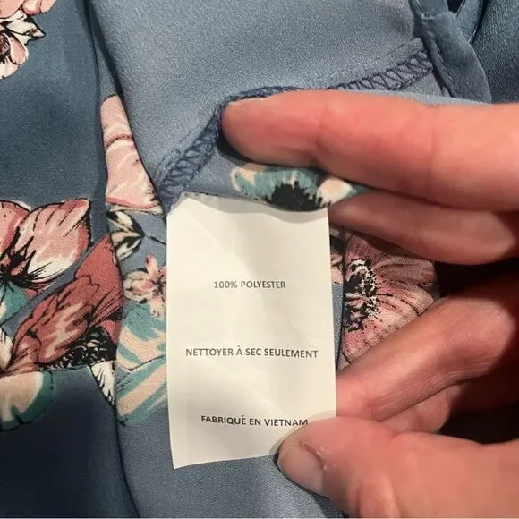 NWT Lush Ruffle Bell Sleeve Blouse in Dusty Blue Blush/Ivory Floral Size Small - Picture 7 of 7